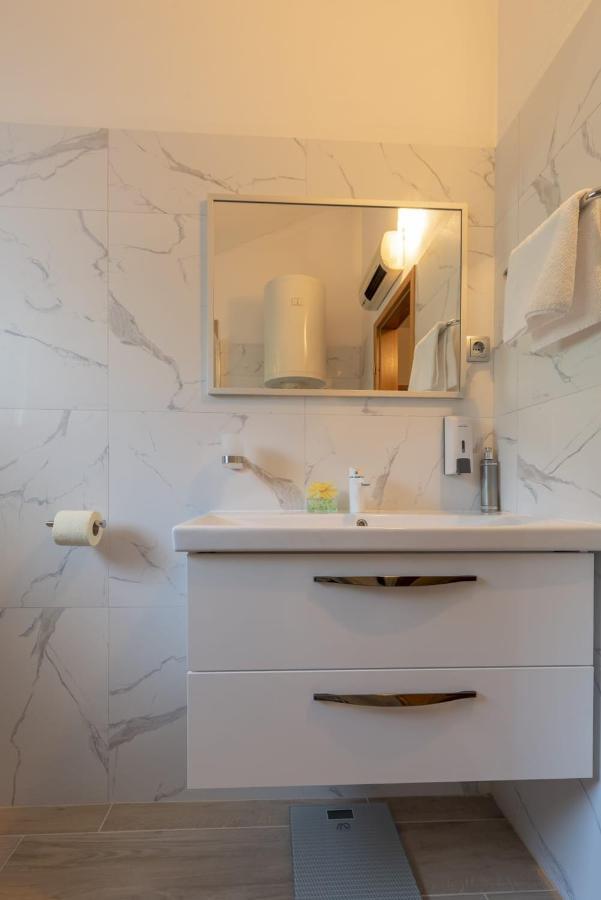Apartamento Cartolina Di Mare Podstrana Exterior foto