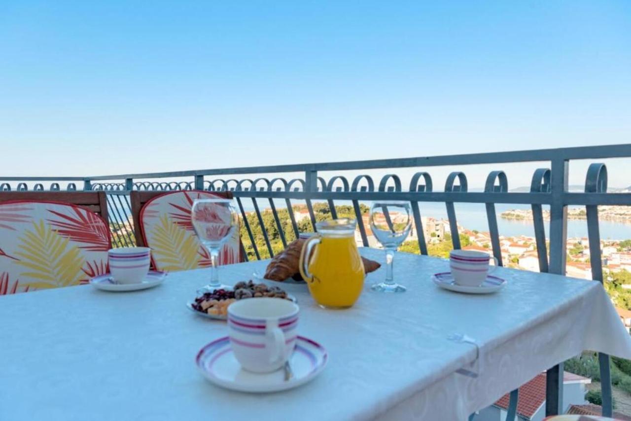 Apartamento Cartolina Di Mare Podstrana Exterior foto